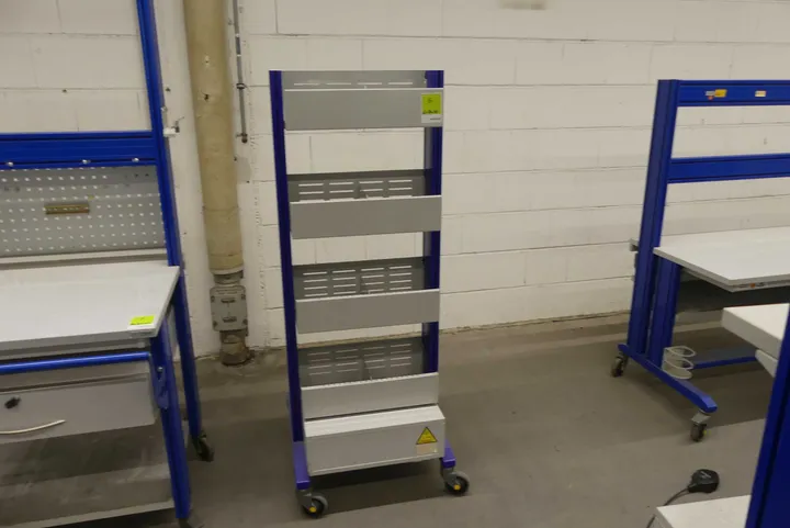 Hera Werkstatt-Etagenwagen Maße in cm ca.: 62 x 70 x 162
